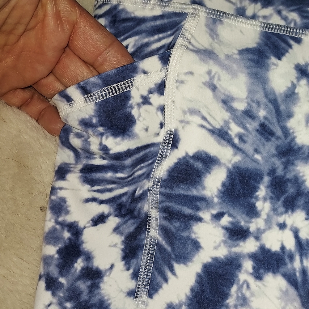 RBX Capri Length High Waisted Leggings Style CR6947R Blue White Tie Dyed NWT M - Picture 6 of 8
